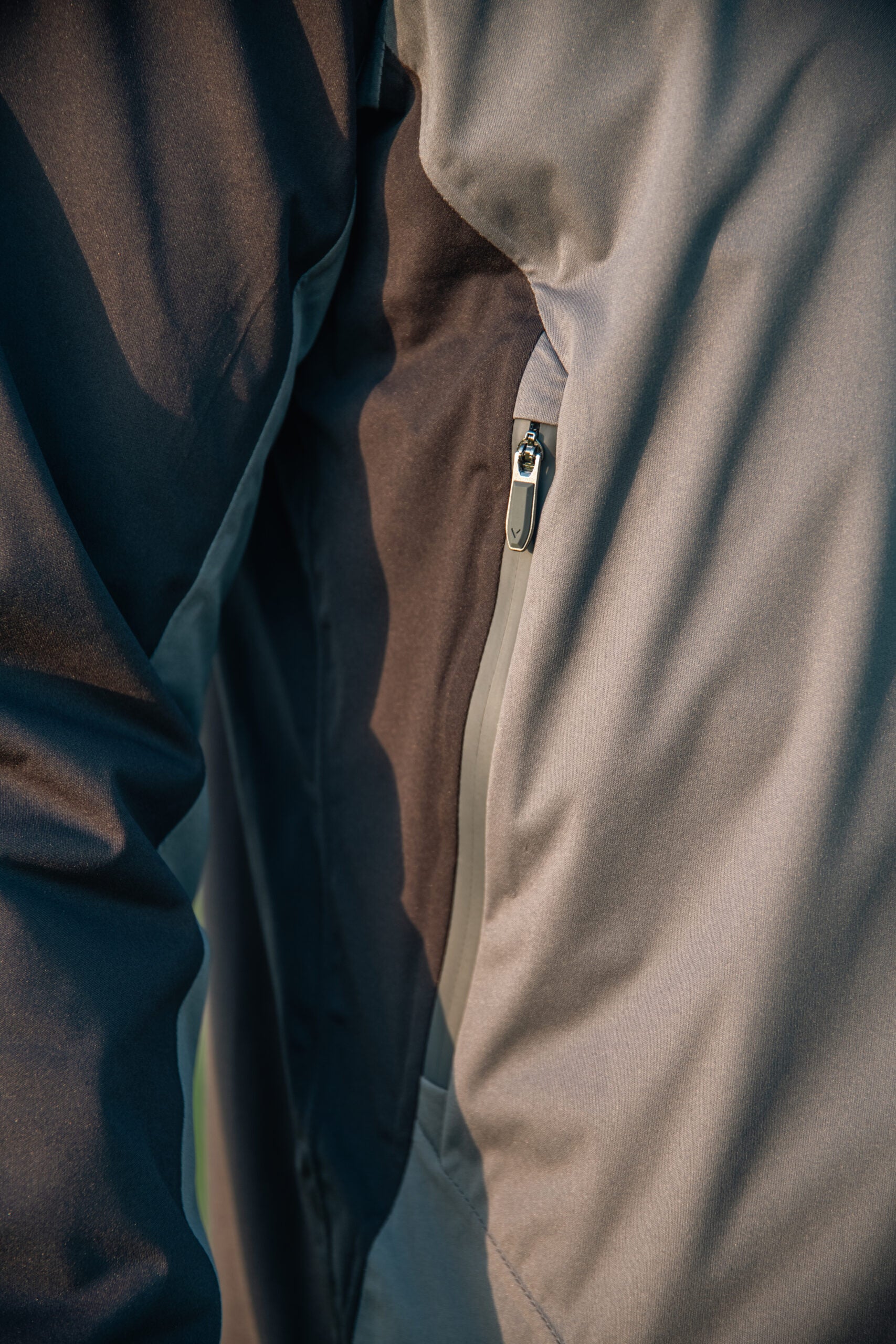 Callaway Stormlite III Waterproof Golf Jacket Caviar